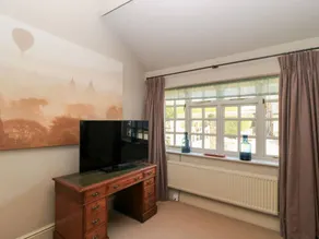 Cottage with garden - Image 5