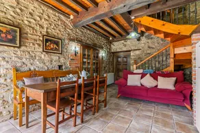 Holiday home with terrace, hot tub & barbecue | Mountain view | Perfect for remote work - Image 4