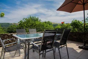 Gite with garden, BBQ & terrace - Image 3