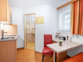 Flat with garden | Mountain view - Image 2