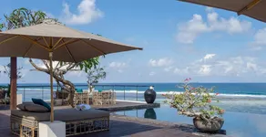 Child-friendly villa with sauna, BBQ & private pool | Next to the beach - Image 4