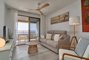 Flat with terrace | Sea view - Image 3