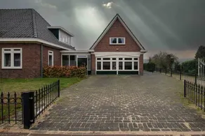 Holiday home with garden - Image 3