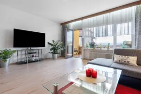 Holiday apartment with garden & BBQ | Garden view - Image 4