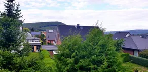 House with garden | Garden view - Image 5