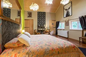 Lovely bed & breakfast with terrace & garden | Garden view - Image 2