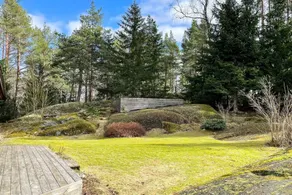 Holiday home with pool, barbecue & garden - Image 4