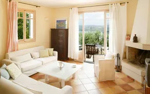 Family-friendly villa with terrace, private pool & garden | Pets allowed - Image 3