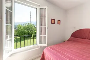 Apartment with garden | Mountain view - Image 4