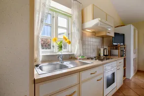 Apartment with BBQ, garden & terrace | Garden view - Image 4