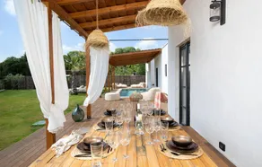 Wonderful villa with garden, terrace & barbeque - Image 3