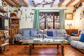 Ferienhaus mit privatem Pool, Garten und Sauna | Bergblick - Image 4