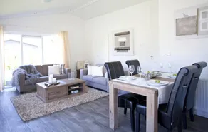 Holiday home with garden & terrace | Pet-friendly - Image 4