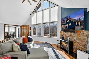 Modern Mountain Chalet with Stone Fireplace & Resort Amenities near Hedgesville, WV - Image 4