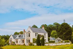 Villa with garden, terrace & barbecue - Image 3