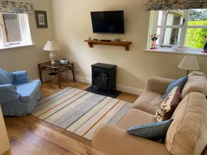 Wonderful cottage with terrace & garden | Pet-friendly - Image 3