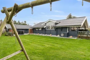 Holiday Paradise near Grønhøj Beach - Image 2