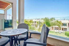 Voll ausgestattete Ferienwohnung mit Terrasse, Pool und Whirlpool | Meerblick | Ideal für Homeoffice - Image 3