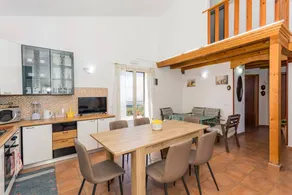Lovely villa with terrace, barbecue & fast internet | Garden view | Good for workation | Pets are welcome - Image 4