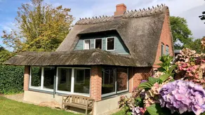Voll ausgestattete Ferienwohnung mit Sauna, Grill und Garten | Meerblick | Neben dem Strand | Haustiere erlaubt - Image 2
