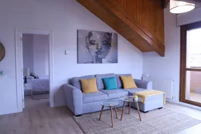 Apartment with terrace | City view - Image 4