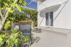 Apartment with BBQ & terrace | Sea view - Image 3