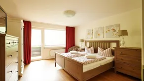 Holiday apartment with garden | Garden view - Image 4