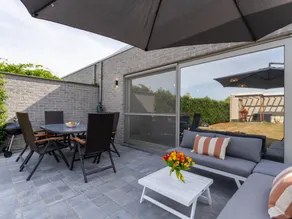 Children-friendly house with barbeque, terrace & garden - Image 5