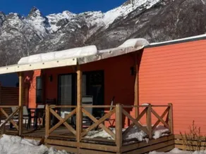 Familienfreundliches tolles Chalet mit Terrasse und beheiztem Pool - Image 4