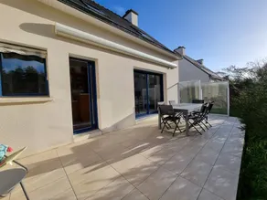 House with garden, BBQ & terrace | Garden view - Image 3