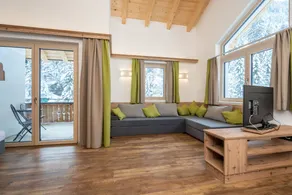 Lovely Chalet in Salzburg With Mountain View - Image 2