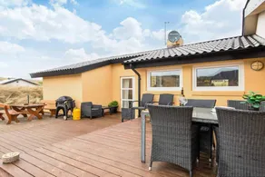 Holiday home with sauna & barbecue - Image 3