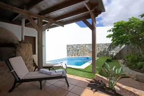 House with private pool, barbeque & terrace | Mountain view | Perfect for remote work - Image 2