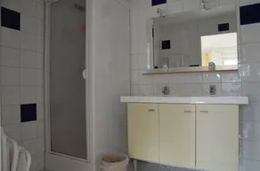 Dedicated room with barbecue, garden & terrace | Mountain view - Image 2