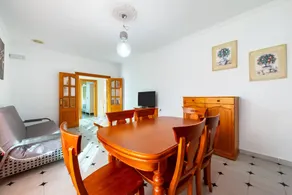 Holiday home with terrace - Image 4