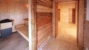 Family-oriented flat with sauna, garden & terrace | Close to the ski - Image 5