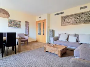 Apartment mit Garten und Pool - Image 2