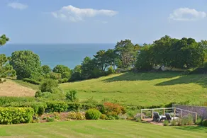 Fully equipped wonderful cottage with terrace & garden | Beach view | Close to the beach | Pets allowed - Image 3
