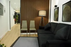 Apartment with terrace - Image 5