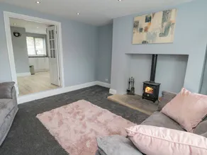 Child-friendly cottage with garden | Pets are welcome - Image 3
