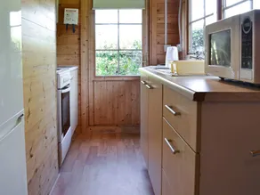 Family-friendly wonderful cottage with barbecue, garden & pool | Dogs allowed - Image 5
