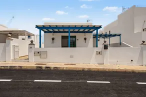 House with terrace & garden | Mountain view - Image 2