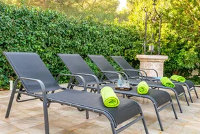 Family-oriented villa with private pool, terrace & BBQ - Image 4