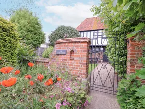 Cottage with garden | Beach view - Image 4