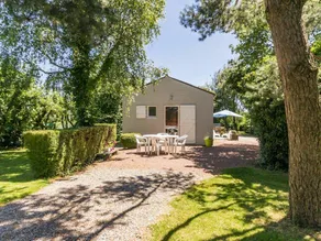Cottage with garden & barbecue - Image 4