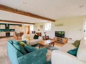 Cottage with garden - Image 5