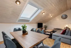 Fully equipped nice flat with BBQ, garden & hot tub | Mountain view - Image 2