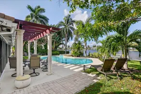 Maison de vacances avec piscine privée et jardin | Vue lac - Image 3