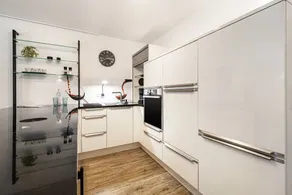 Holiday home with terrace & garden | Mountain view - Image 4