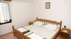 Holiday apartment with BBQ & terrace | Sea view - Image 5